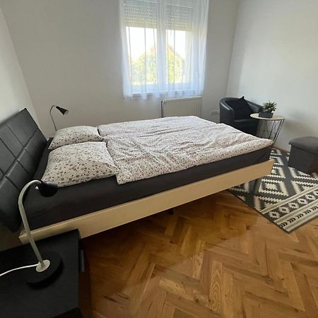 Luca Vendeghaz 1. Apartman Sárvár Exteriör bild