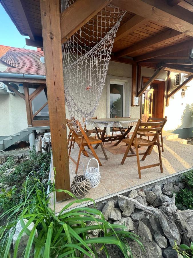 Luca Vendeghaz 1. Apartman Sárvár Exteriör bild